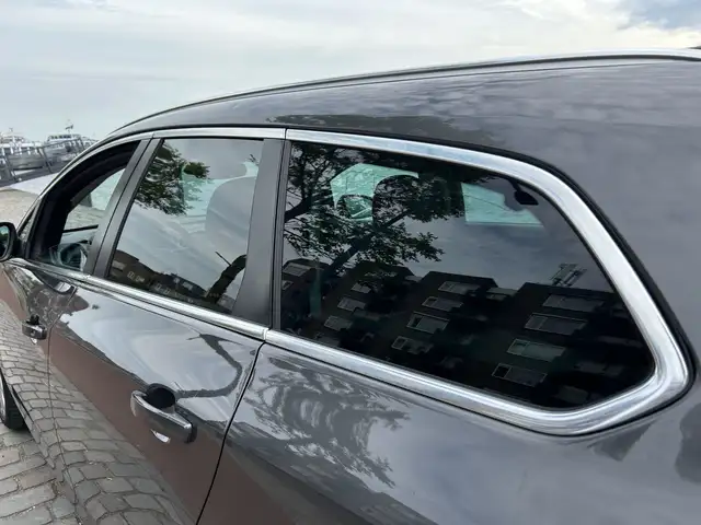 Opel Astra view 22
