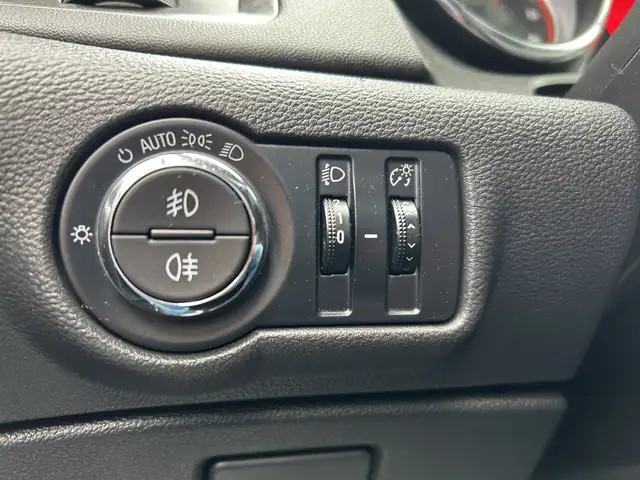 Opel Astra view 15