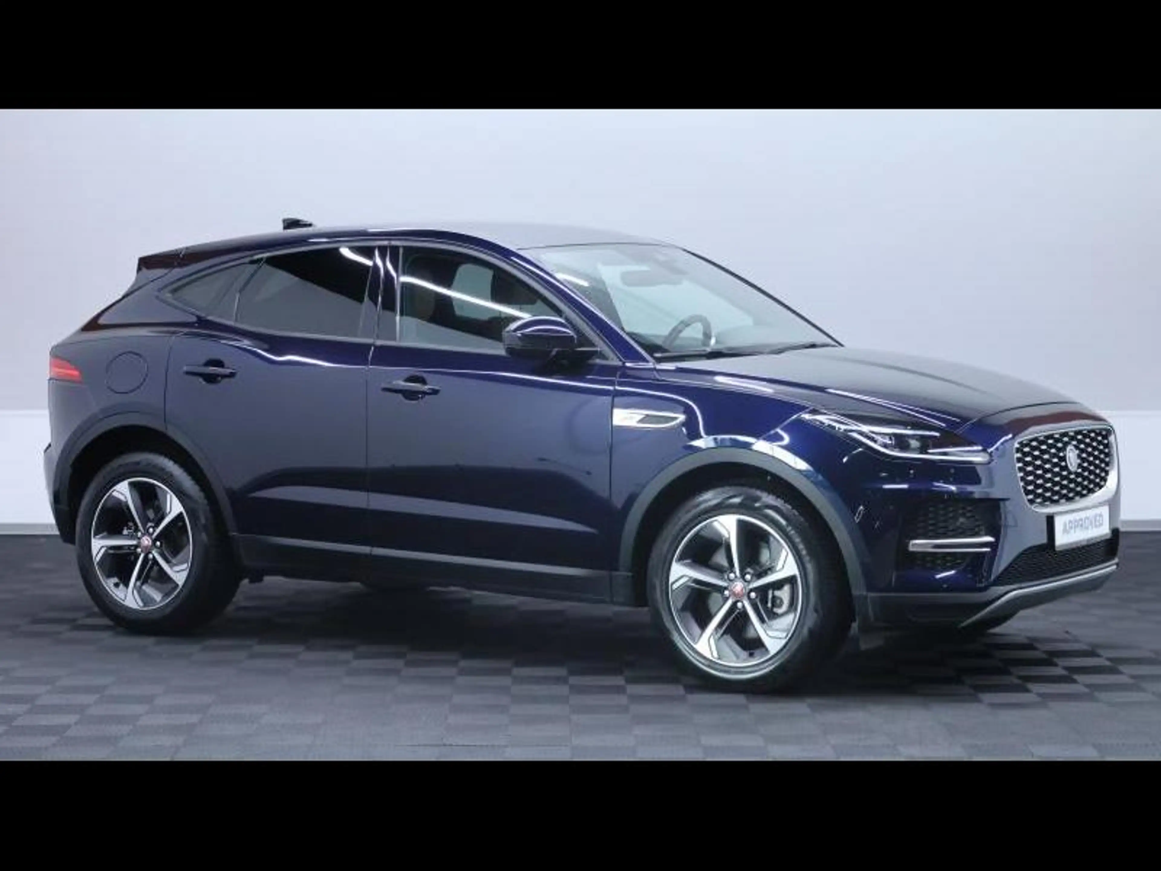 Jaguar E-Pace P160 S auto — photo 3