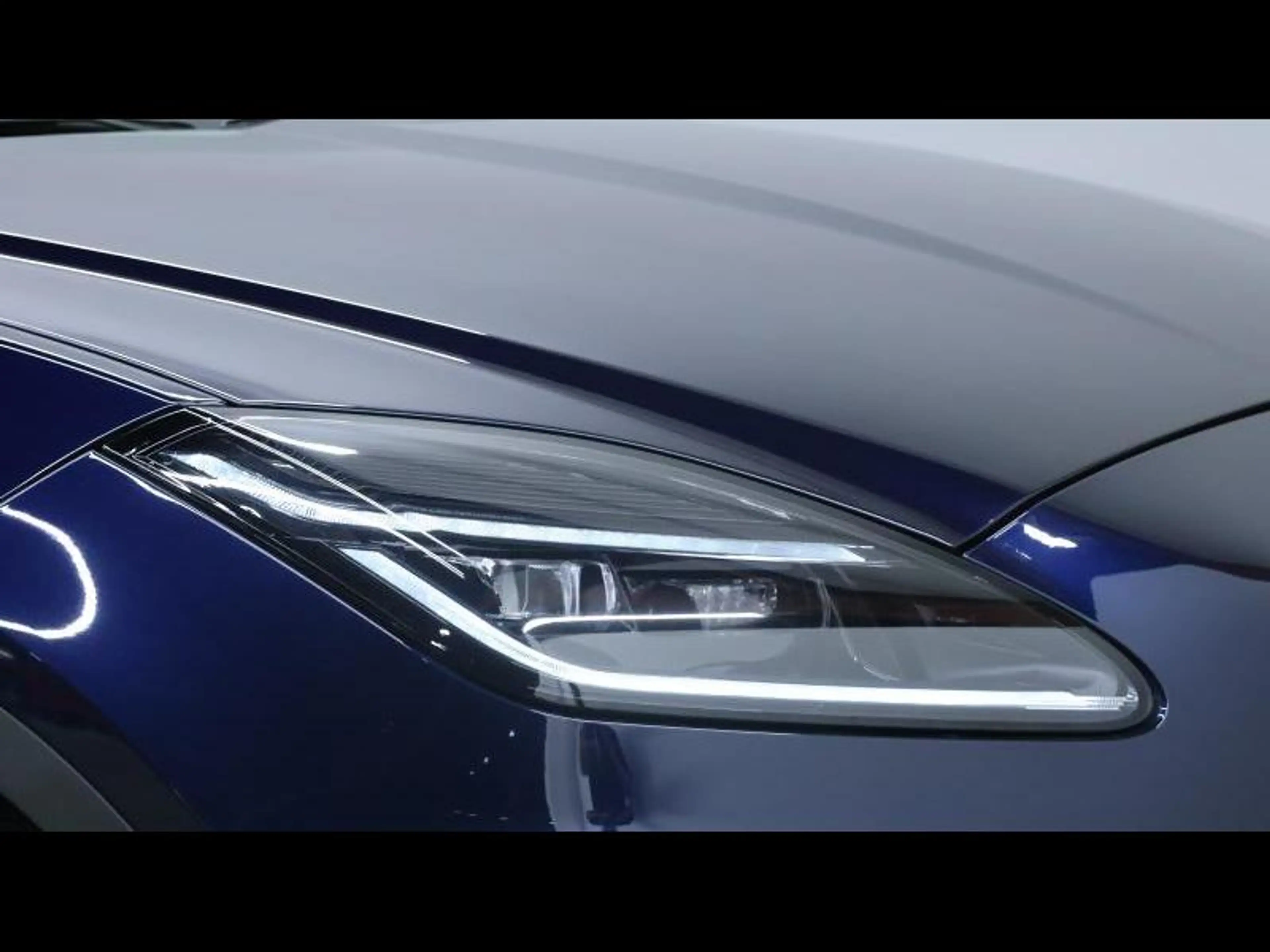 Jaguar E-Pace P160 S auto — photo 9