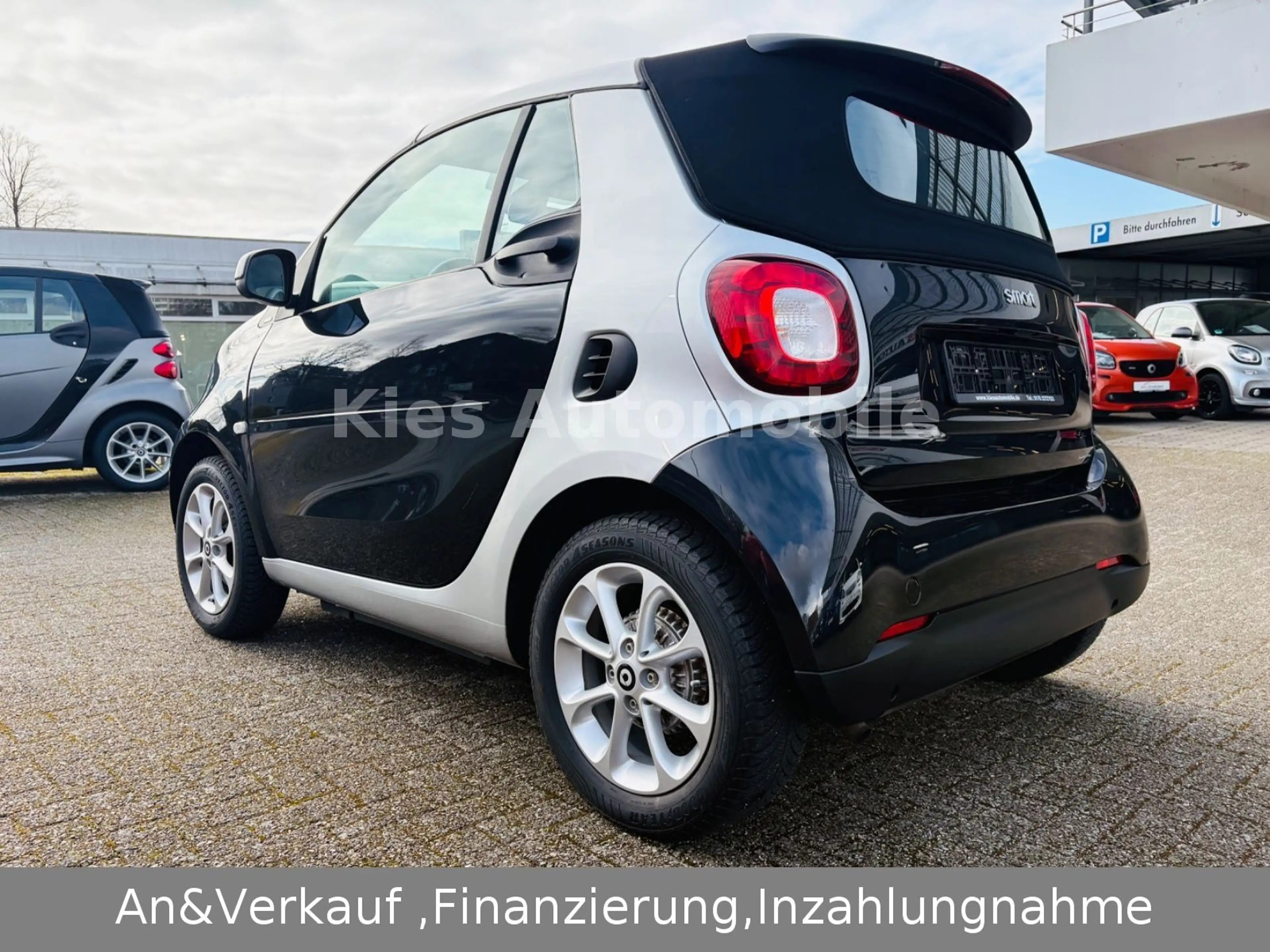 smart forTwo Cabrio 90Ps AUTOM/SITZH/KLIMA/ARMLEHENE — photo 5