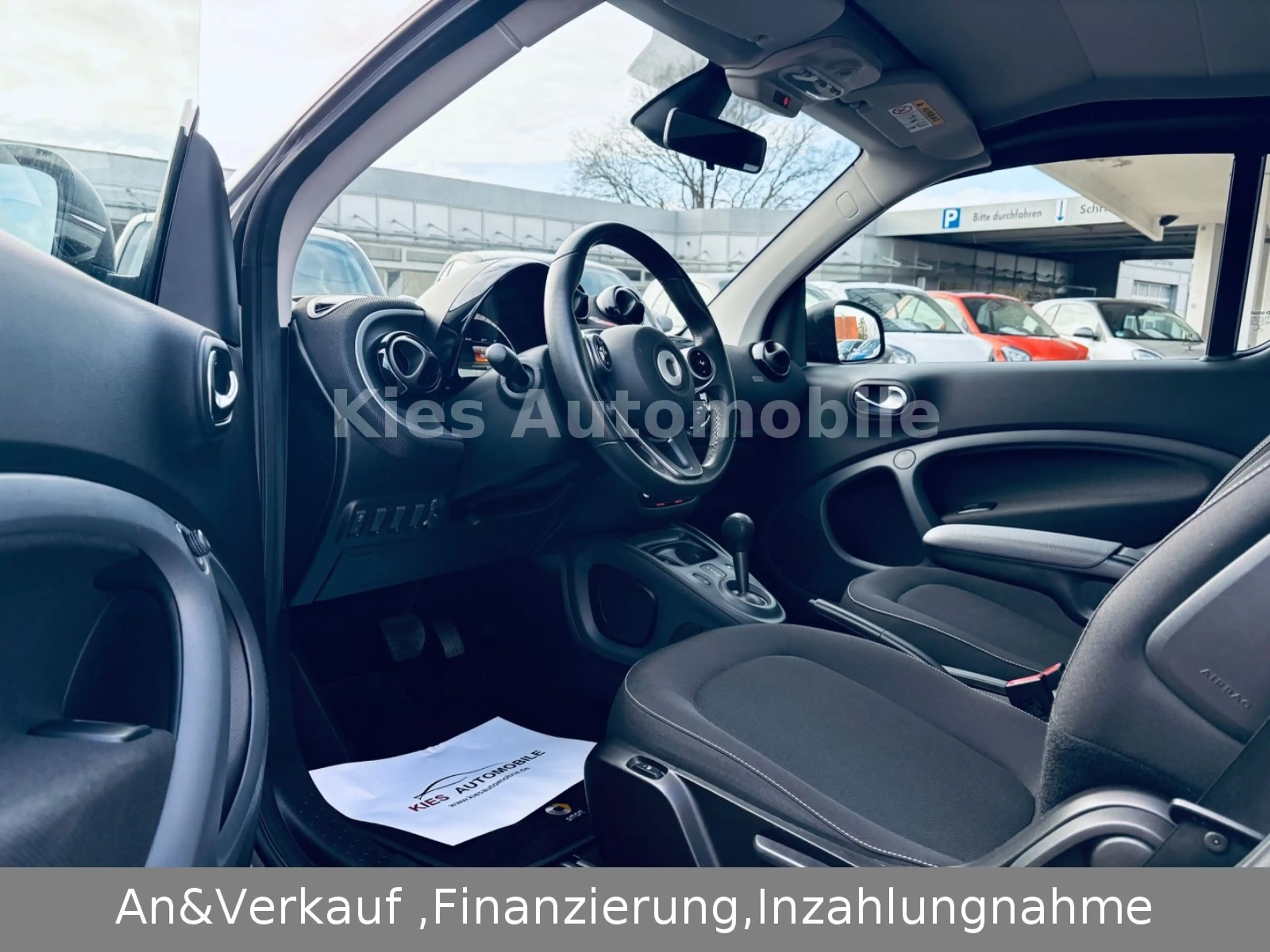 smart forTwo Cabrio 90Ps AUTOM/SITZH/KLIMA/ARMLEHENE — photo 10