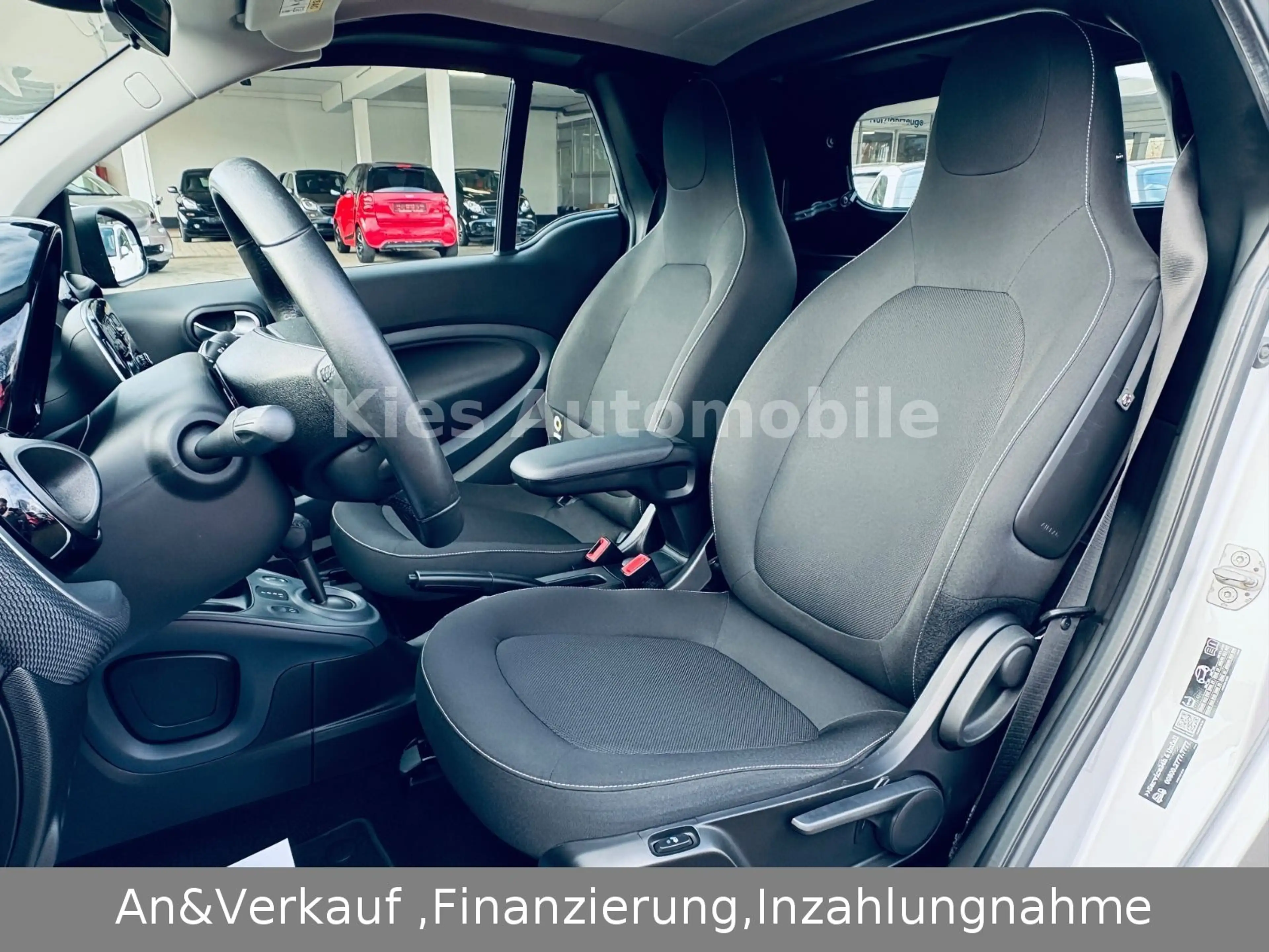 smart forTwo Cabrio 90Ps AUTOM/SITZH/KLIMA/ARMLEHENE — photo 12