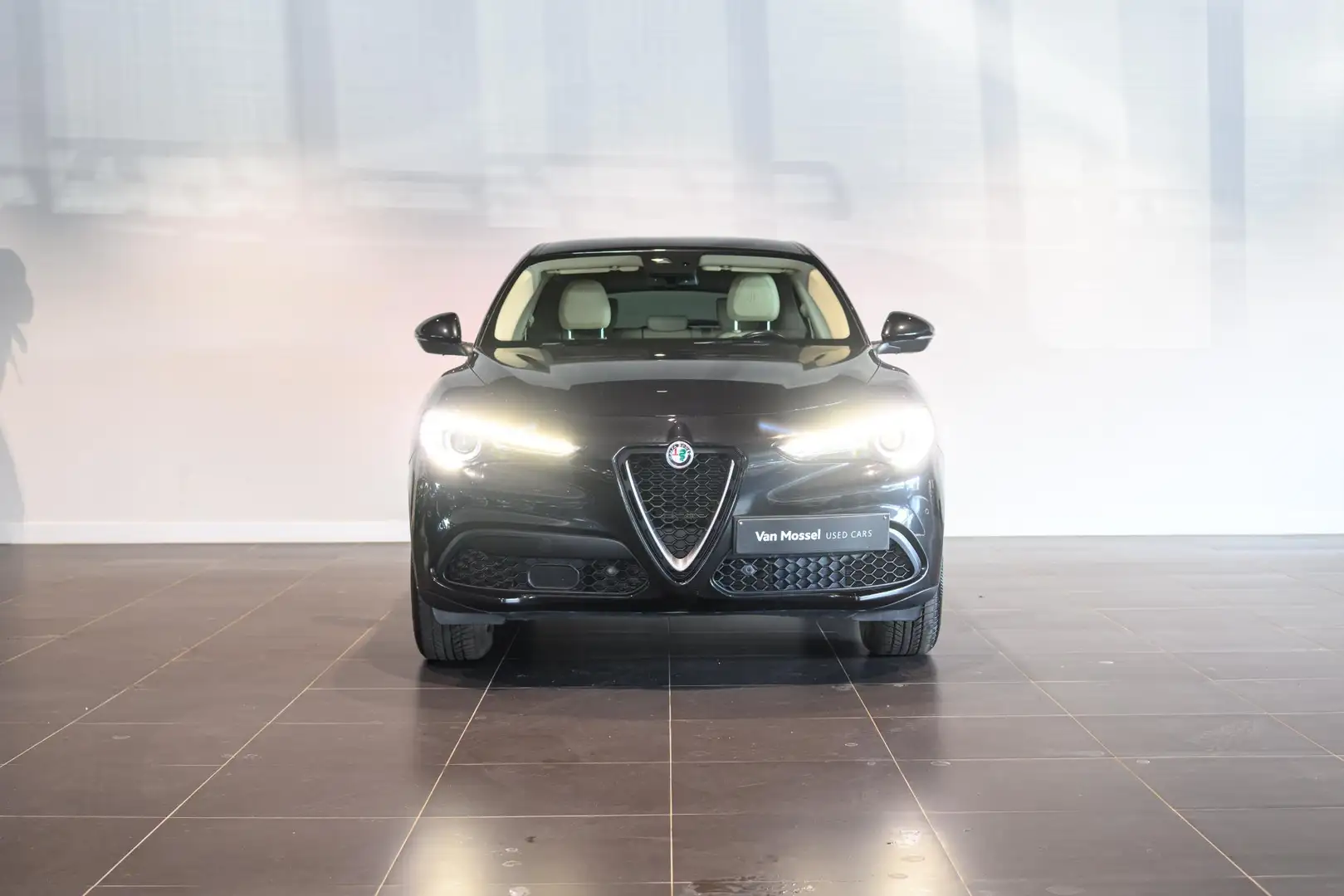 Alfa Romeo Stelvio 2.0 200 Luxury AWD leder | verw. zetels+stuur met Noir - 2