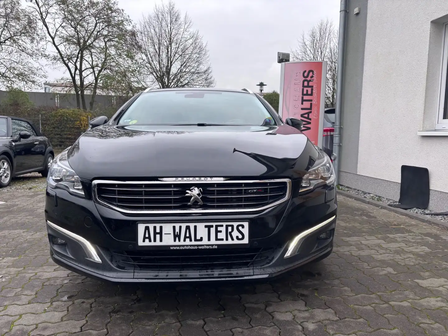 Peugeot 508 SW GT Kombi = Autom. - Leder - Navi - LED = Schwarz - 1