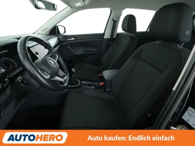 Volkswagen T-Cross view 10