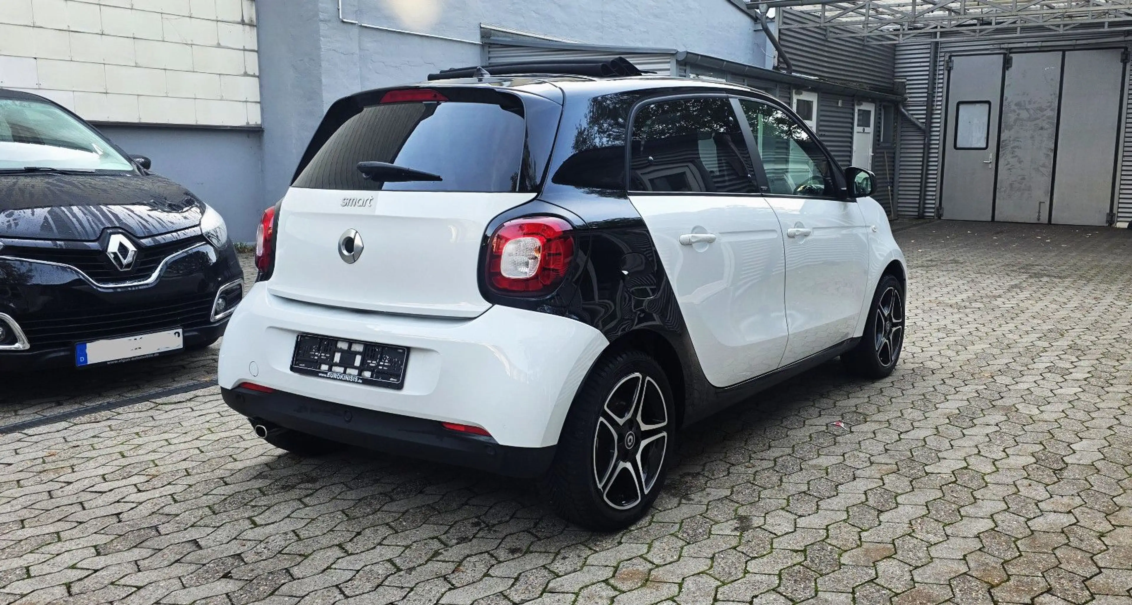 smart forFour Prime Cabrio 90 PS, Autom,Led,PDC,Navi — photo 3