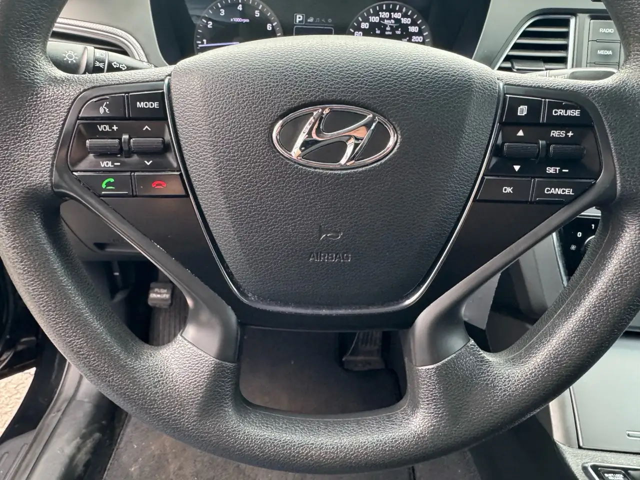 Hyundai SONATA снимка Hyundai SONATA