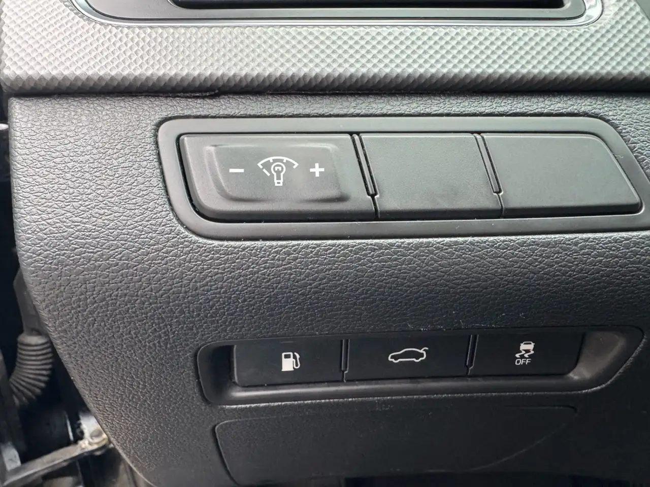 Hyundai SONATA снимка Hyundai SONATA