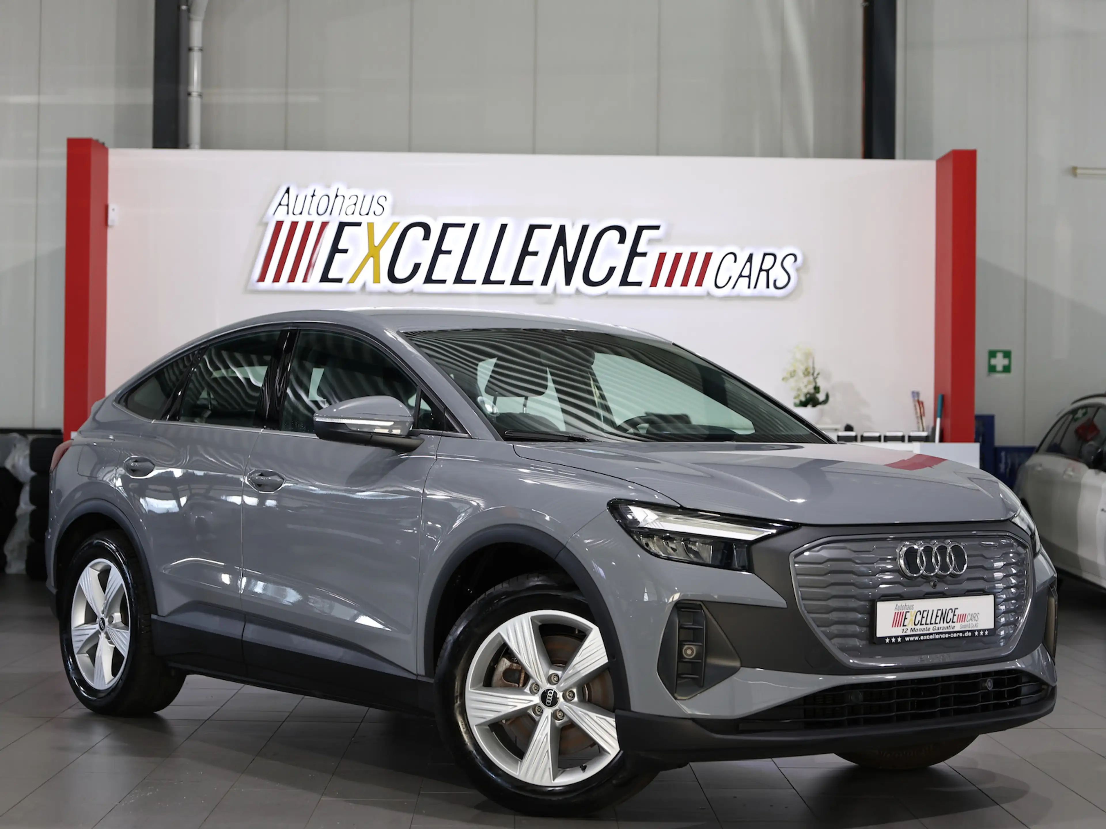 Audi Q4 e-tron SPORTBACK 96% VOLL-LEDER, NAVI+KAMERA