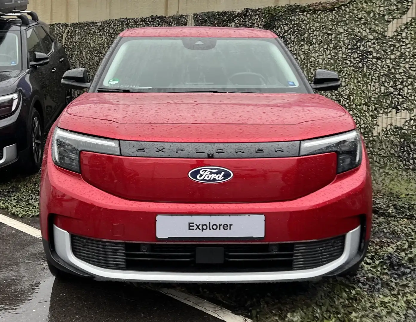 Ford Explorer Premium Extended Range AWD 79 kWh te bestellen van Czerwony - 2