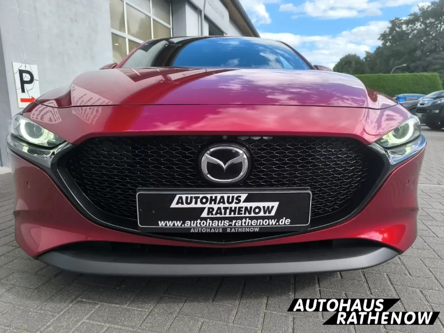 Mazda 3 Edition 100 HUD Navi Bose 360 Kamera LED Apple Car Rot - 2