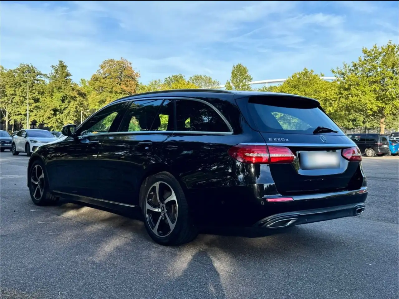 Mercedes-Benz E 220