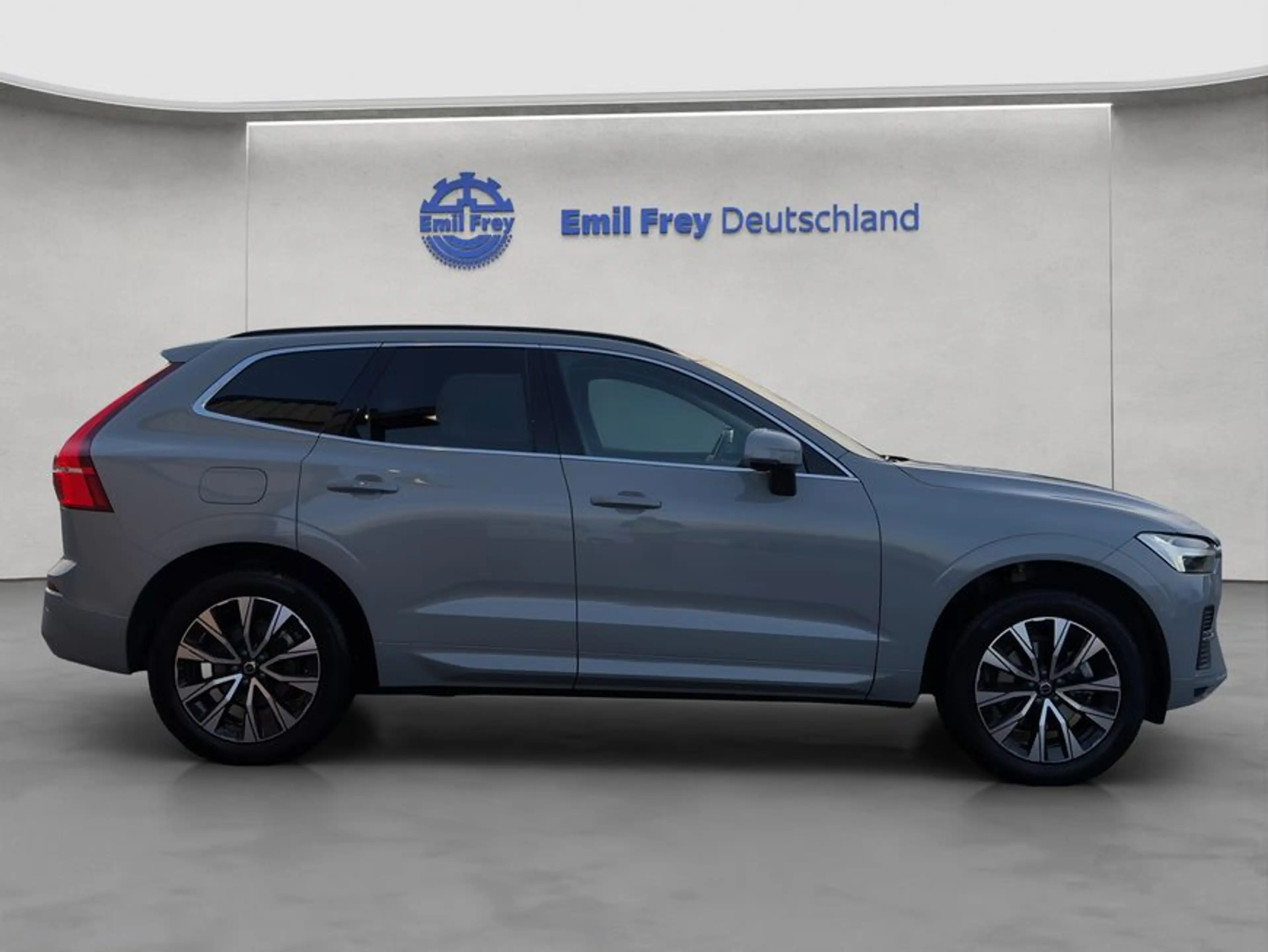 Volvo XC60 XC60 B5 AWD Core Aut Google-Maps LED-Thors-Hammer — photo 7