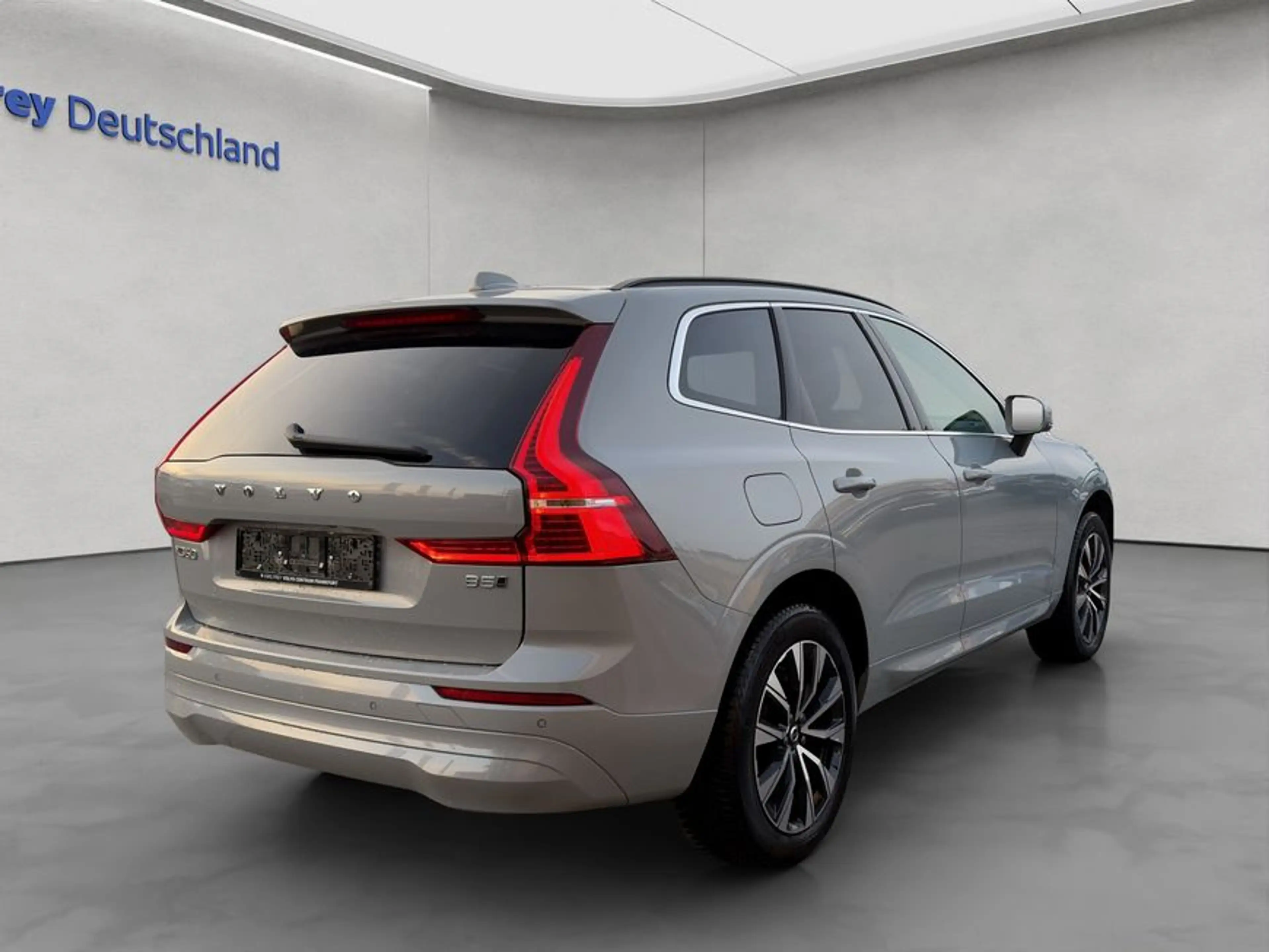 Volvo XC60 XC60 B5 AWD Core Aut Google-Maps LED-Thors-Hammer — photo 6