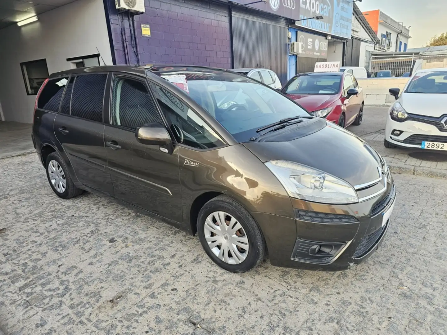 Citroen C4 Grand Picasso 1.6HDI Seduction Groen - 1