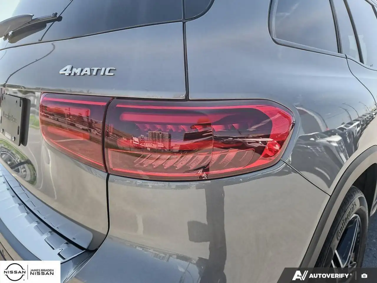 Mercedes-Benz GLB снимка Mercedes-Benz GLB