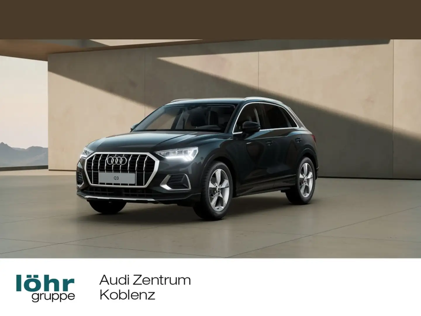 Audi Q3 35 TFSI advanced Schwarz - 1