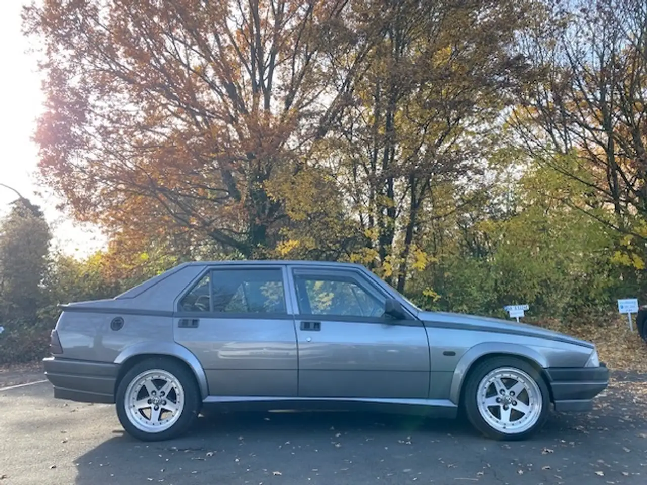 Alfa Romeo 75 2.0 Twinspark, wenig km.!, foto 6