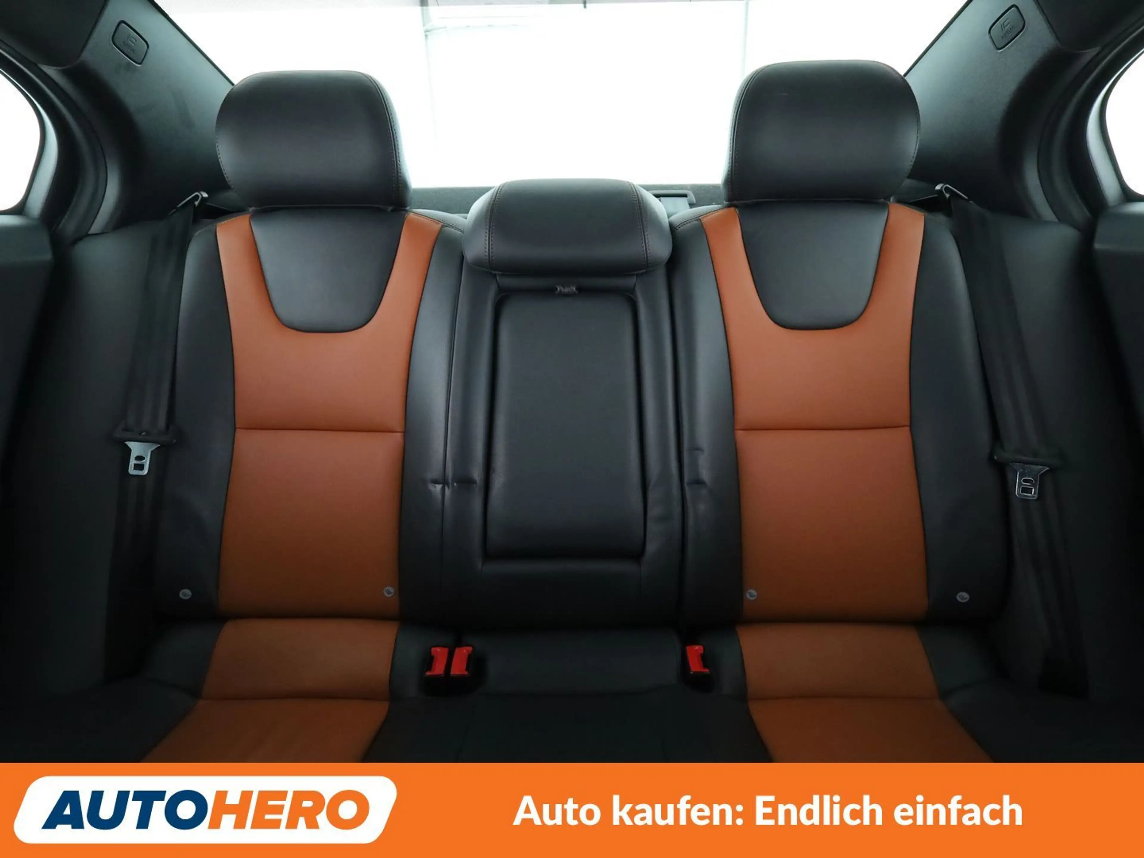 Volvo S60 Cross Country 2.4 D4 Summum AWD Aut.*NAVI*BI-XENON*ACC*CAM*PDC* — photo 15