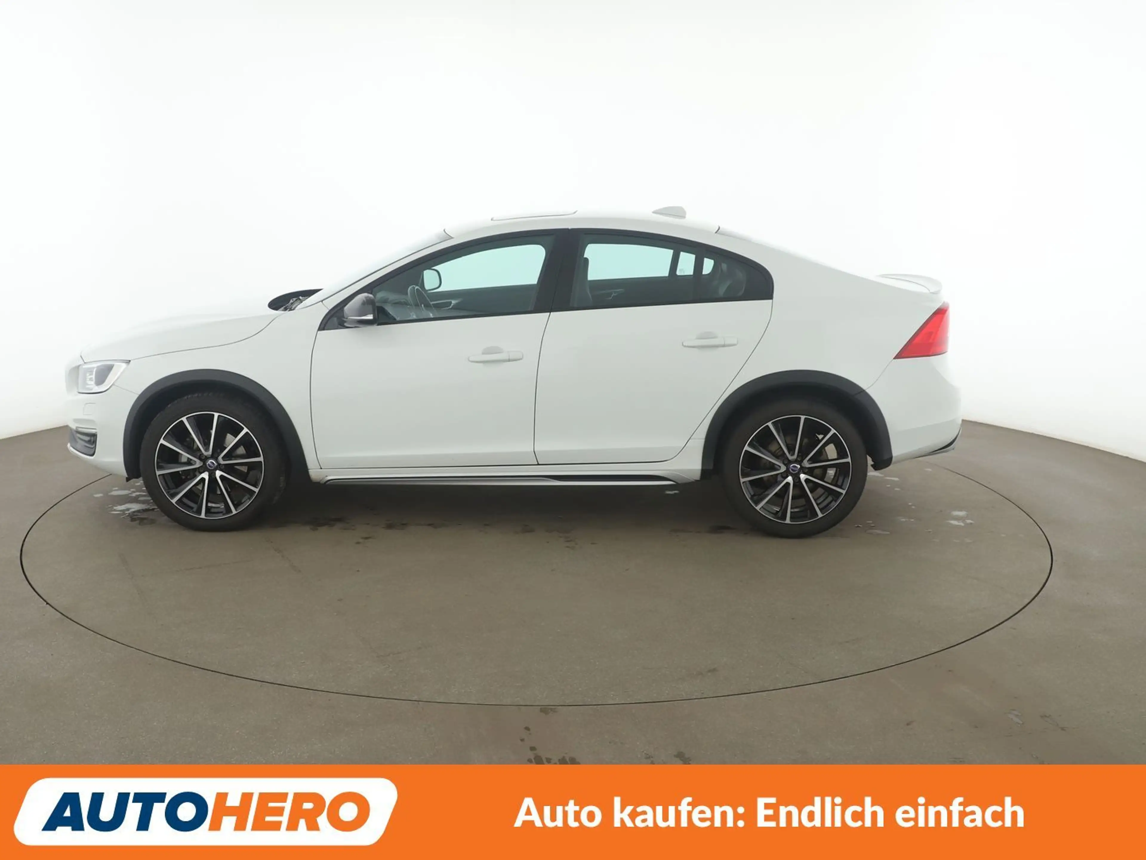 Volvo S60 Cross Country 2.4 D4 Summum AWD Aut.*NAVI*BI-XENON*ACC*CAM*PDC* — photo 3