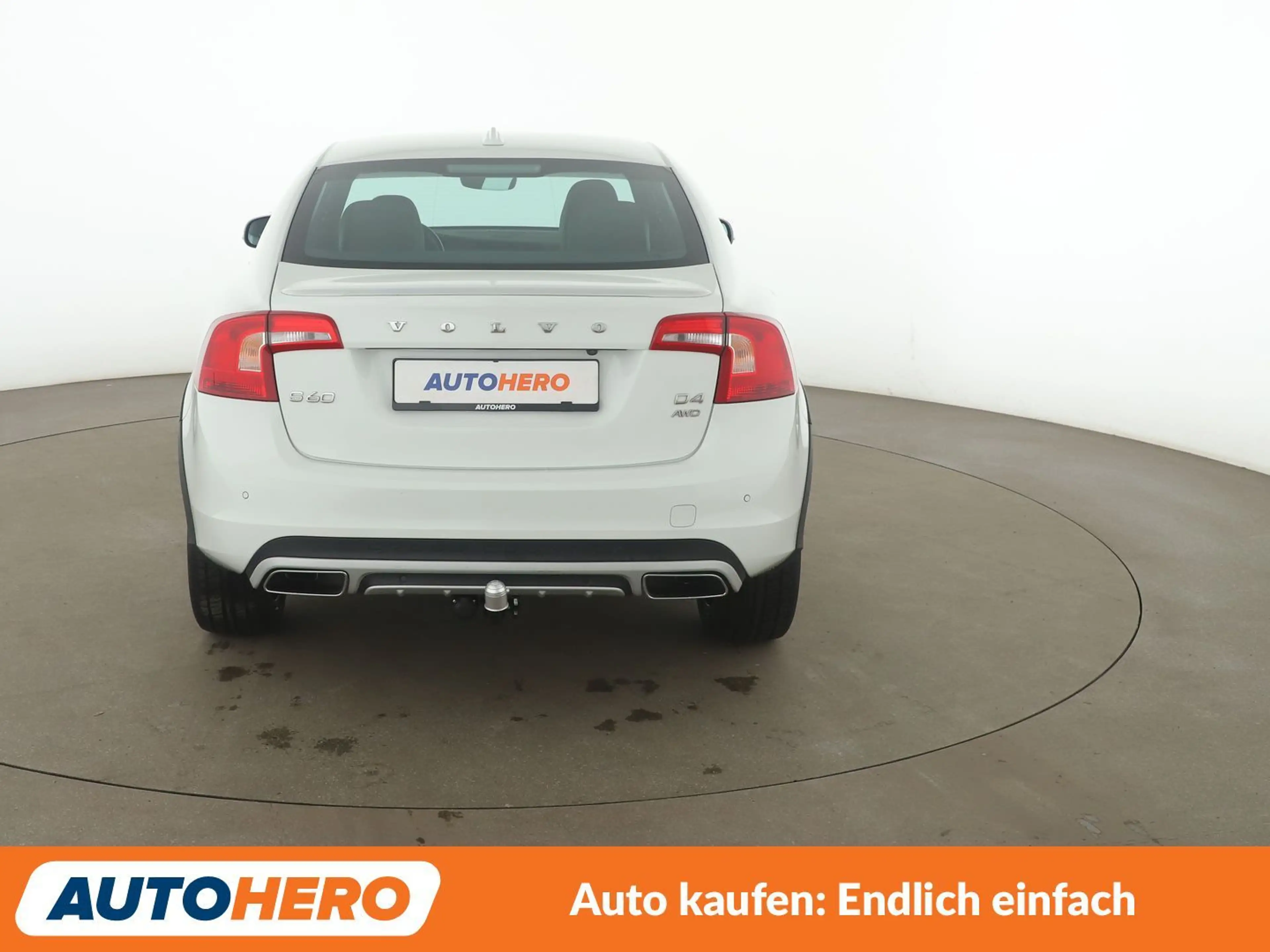 Volvo S60 Cross Country 2.4 D4 Summum AWD Aut.*NAVI*BI-XENON*ACC*CAM*PDC* — photo 5