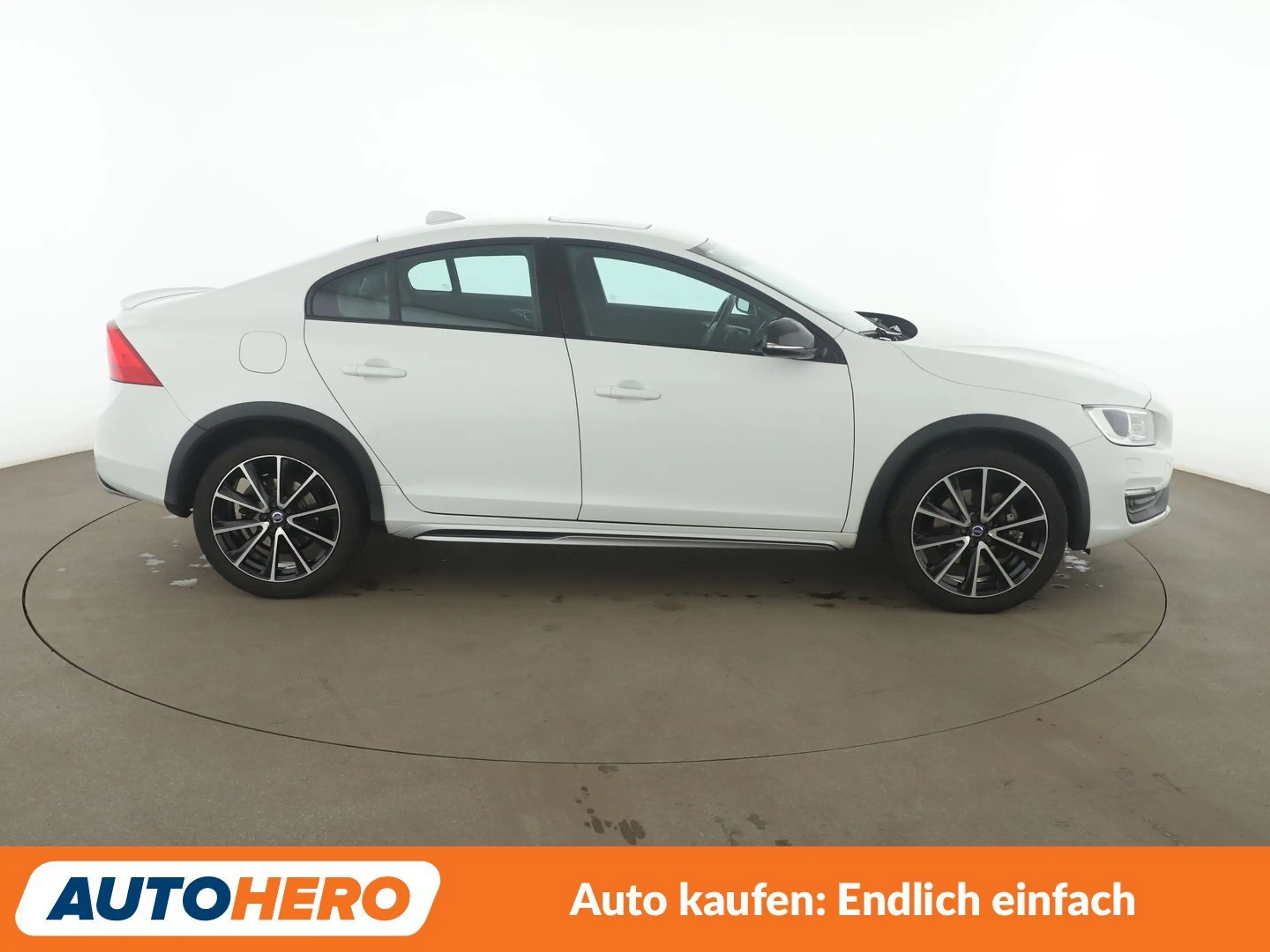 Volvo S60 Cross Country 2.4 D4 Summum AWD Aut.*NAVI*BI-XENON*ACC*CAM*PDC* — photo 7