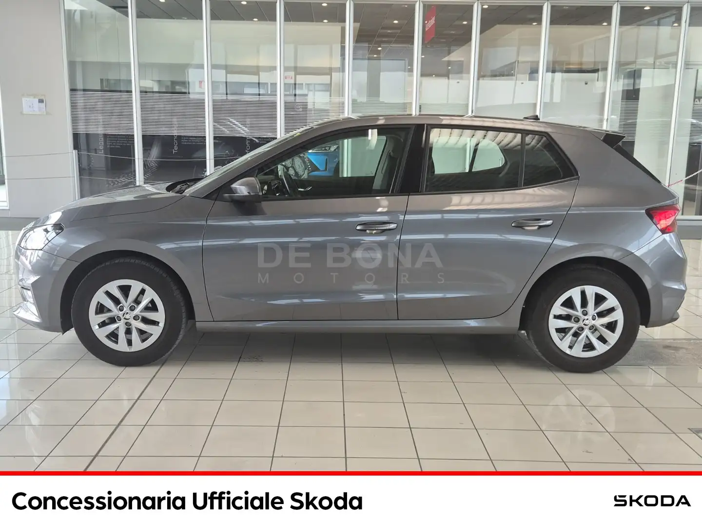 Skoda Fabia 1.0 mpi evo ambition 65cv Gris - 2