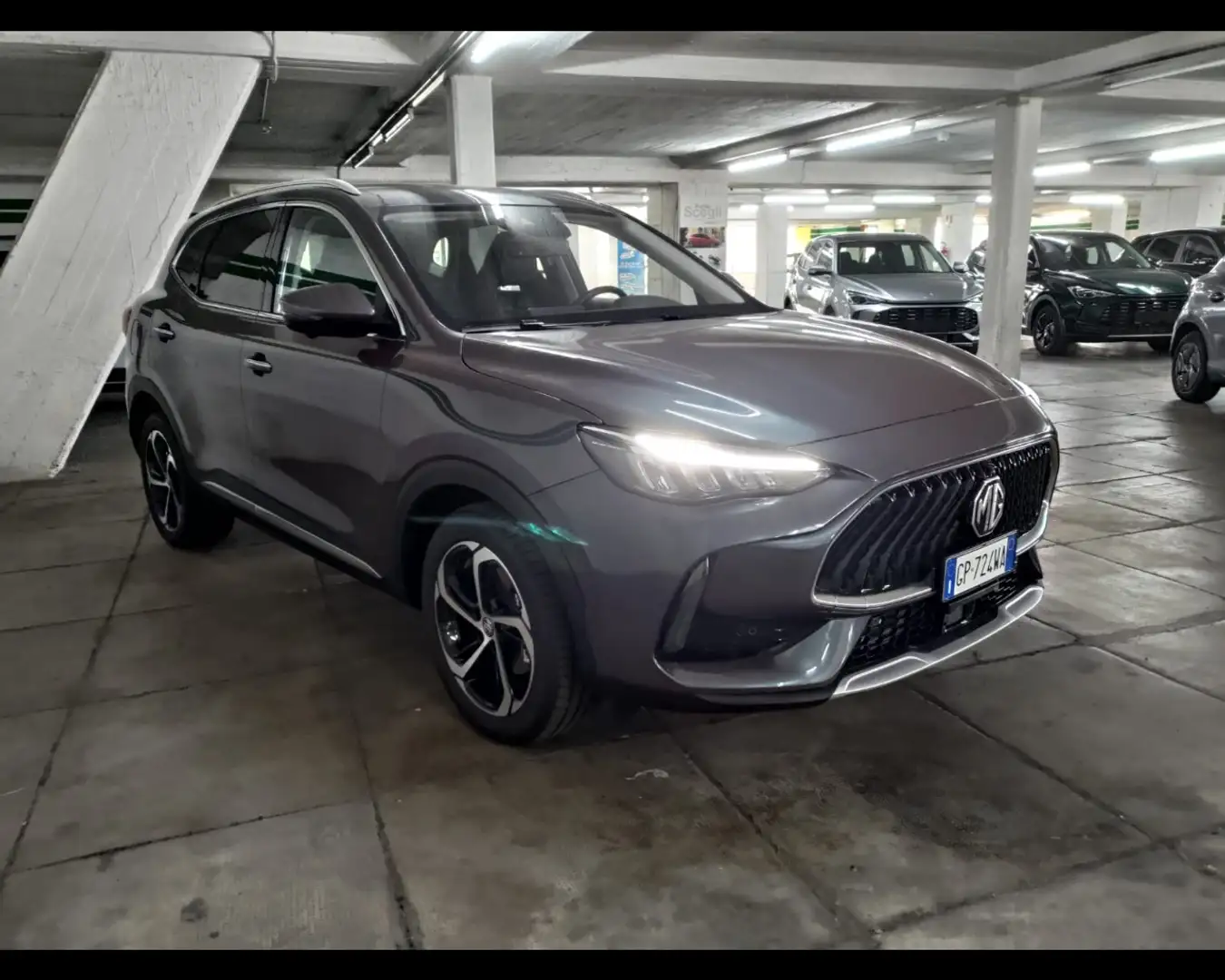 MG EHS 1.5T LUX Iron Oxide Grey DARK interior Grau - 2