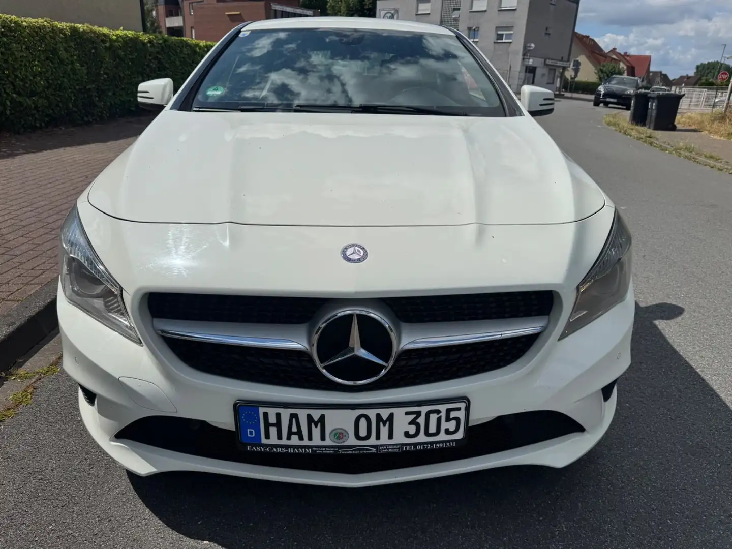 Mercedes-Benz CLA 220 CDI Limo Autom. Leder Navi TÜV Blanc - 2