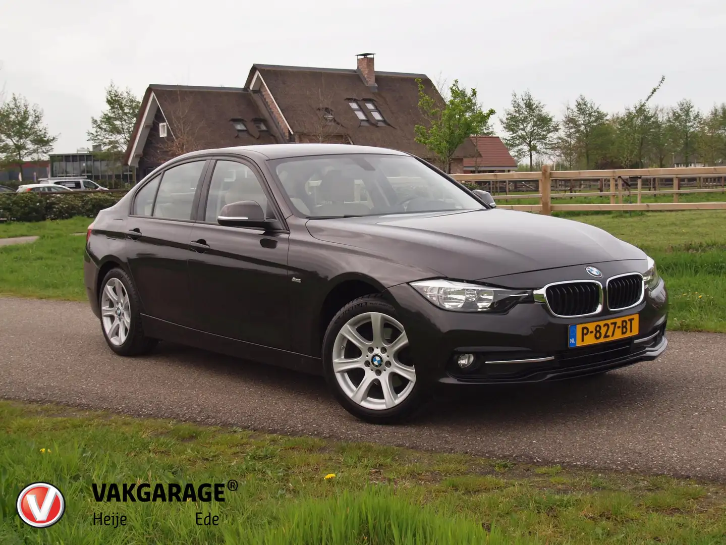 BMW 318 3-serie 318i Edition Luxury Line Purity Executive Brown - 1