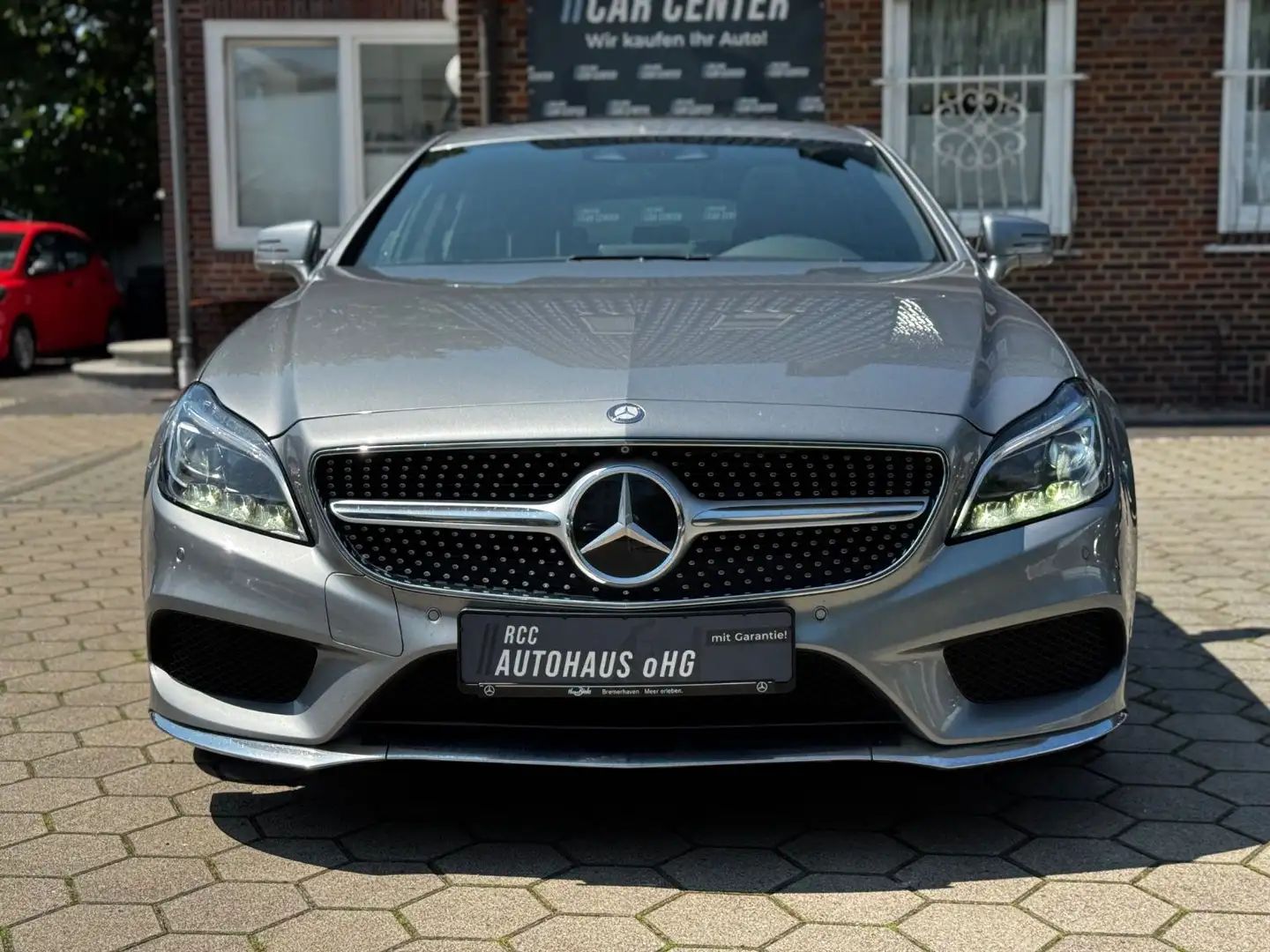 Mercedes-Benz CLS CLS 350d AMG SB 360° Distr HK LED Memory Zilver - 2