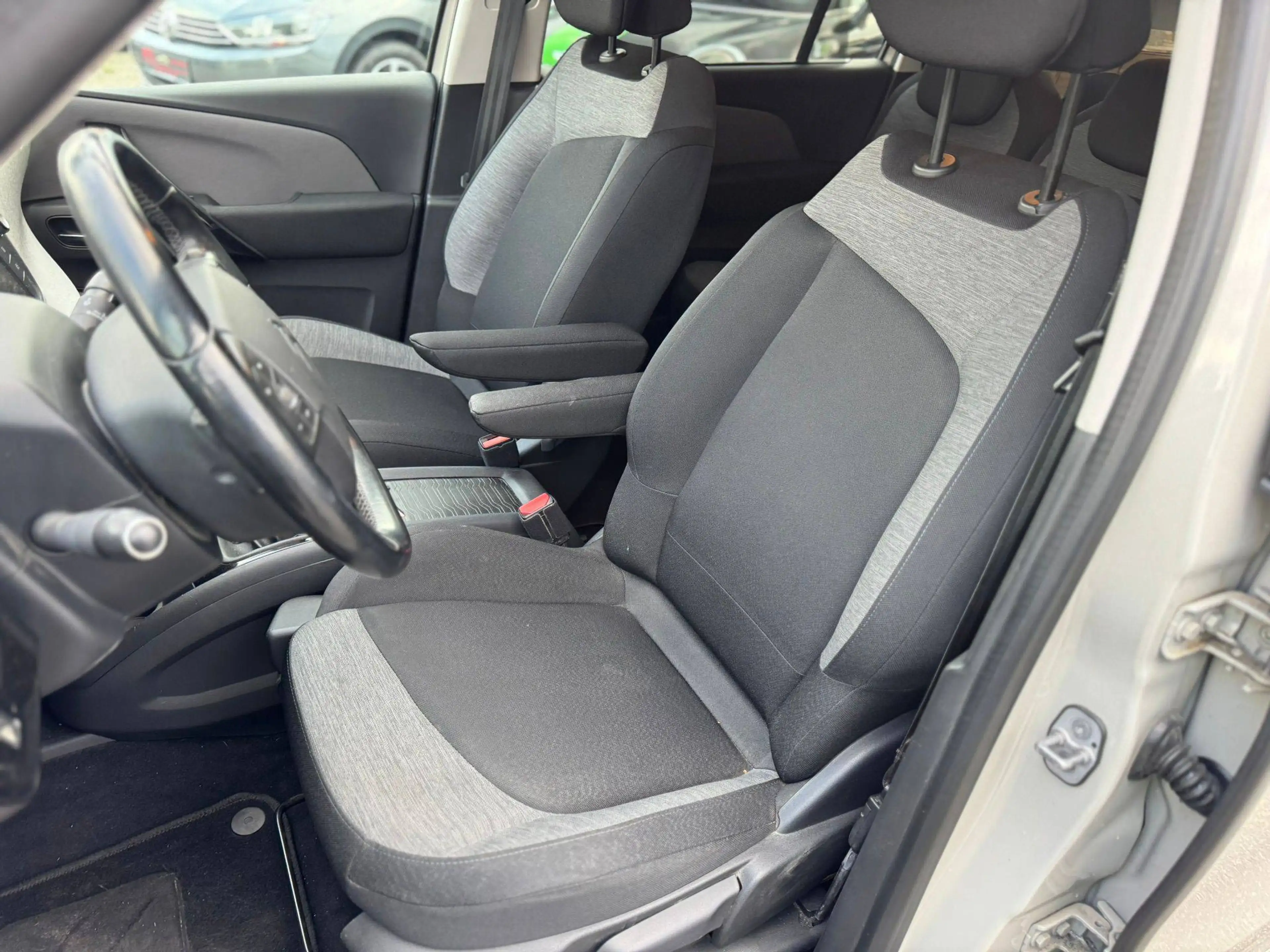 Citroen Grand C4 SpaceTourer Selection — photo 9