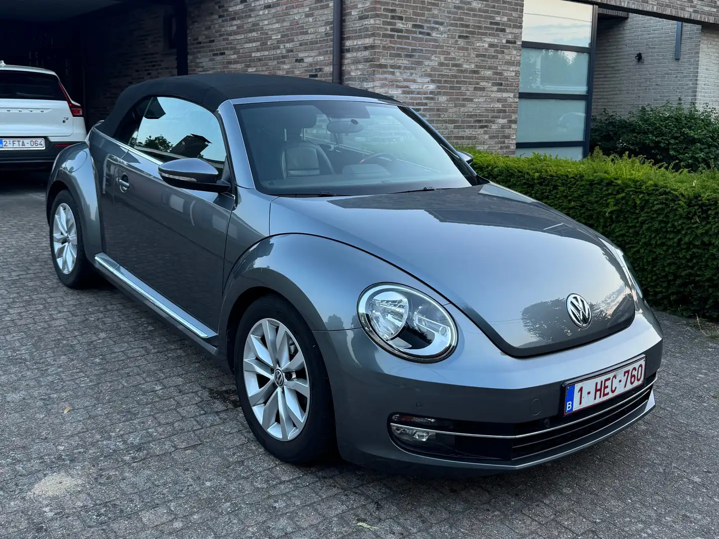 Volkswagen Beetle The Beetle Cabriolet 1.2 TSI iBeetle Design Argent - 2