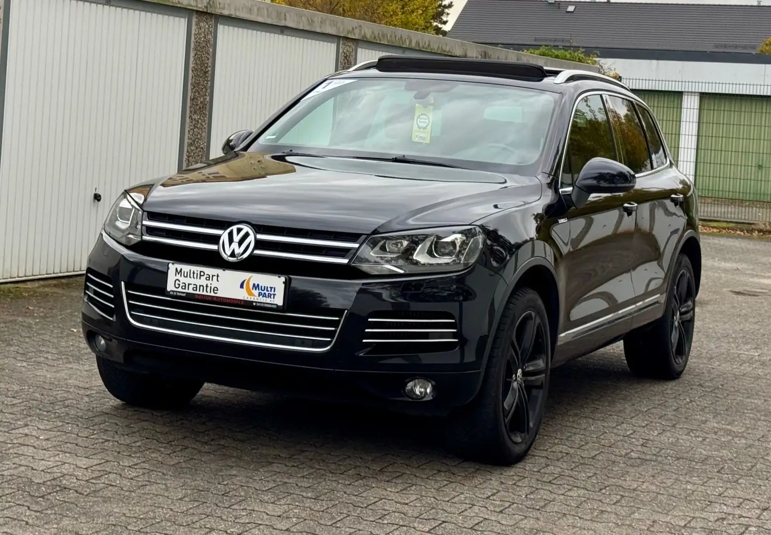 Volkswagen Touareg V6 TDI BMT Edition X Schwarz - 2