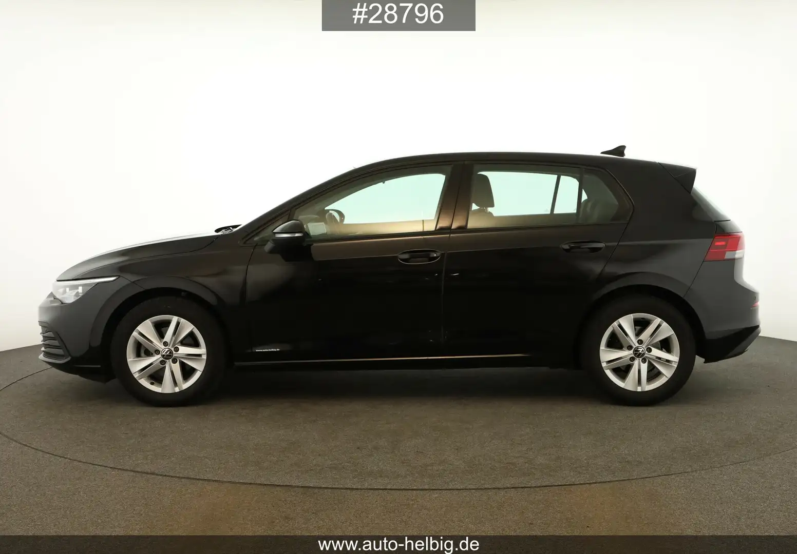 Volkswagen Golf Golf VIII Lim. 1.5 TSI Life #LED#ACC#Virtual#PDC Černá - 2