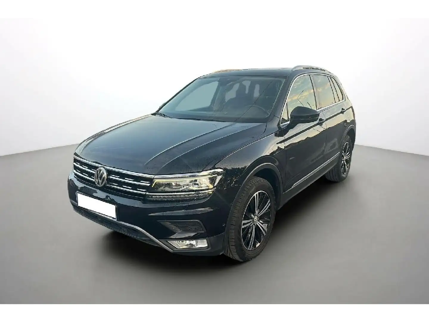 Volkswagen Tiguan 2.0 TDI 190 DSG7 4Motion Carat Exclusive Schwarz - 1