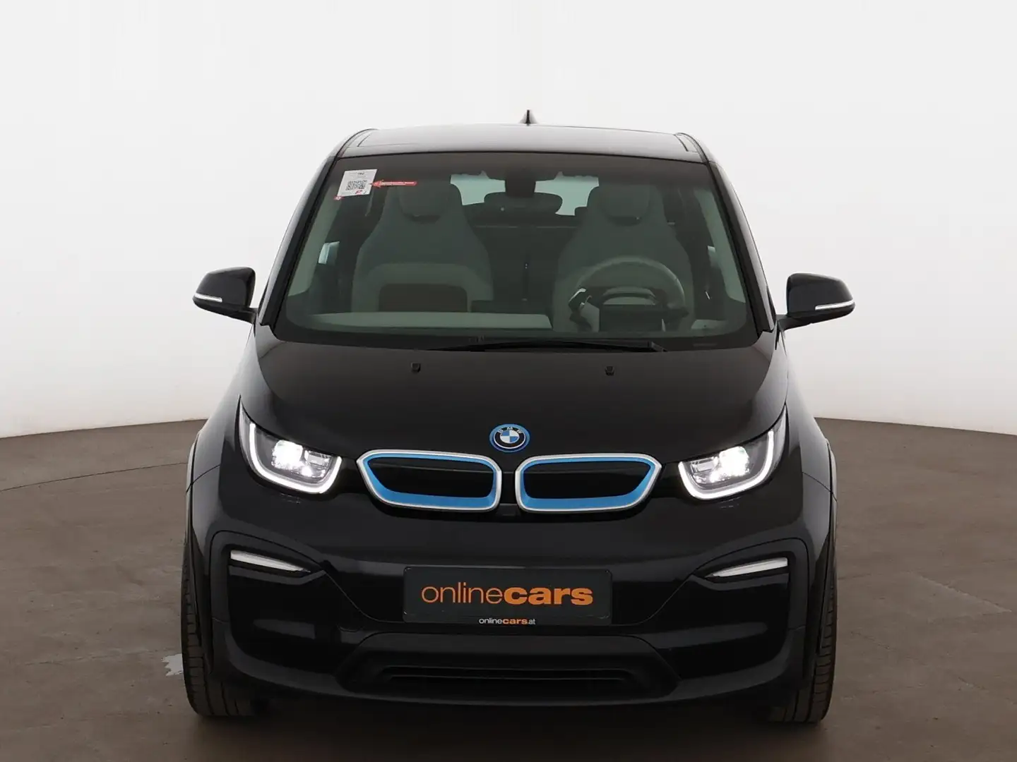 BMW i3 120Ah Aut LED SKY NAVI LEDER WAERMEPUMPE PDC Schwarz - 2