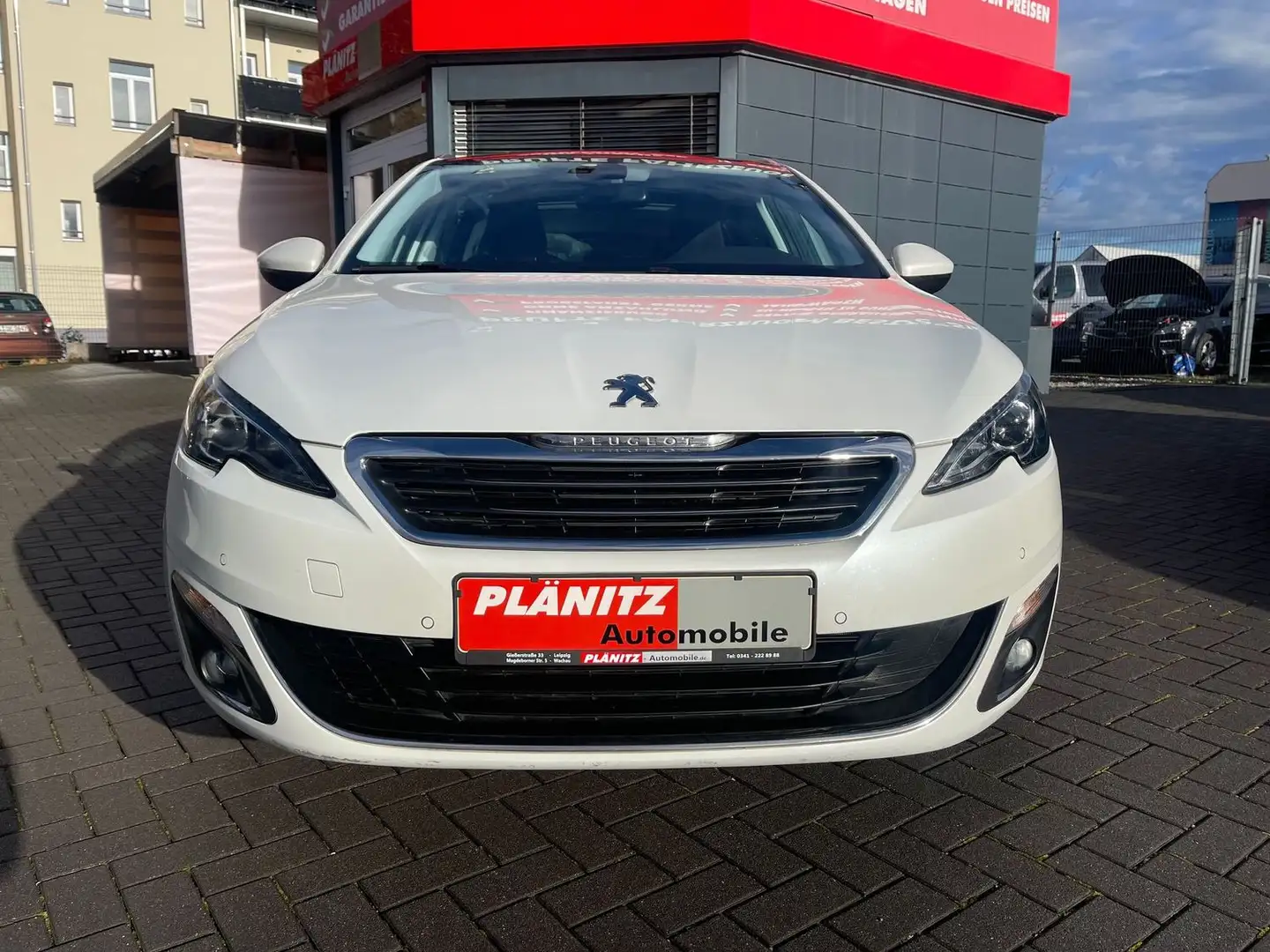 Peugeot 308 Allure 2.0d 150 PS/Panoramadach/Automatik/... Weiß - 2