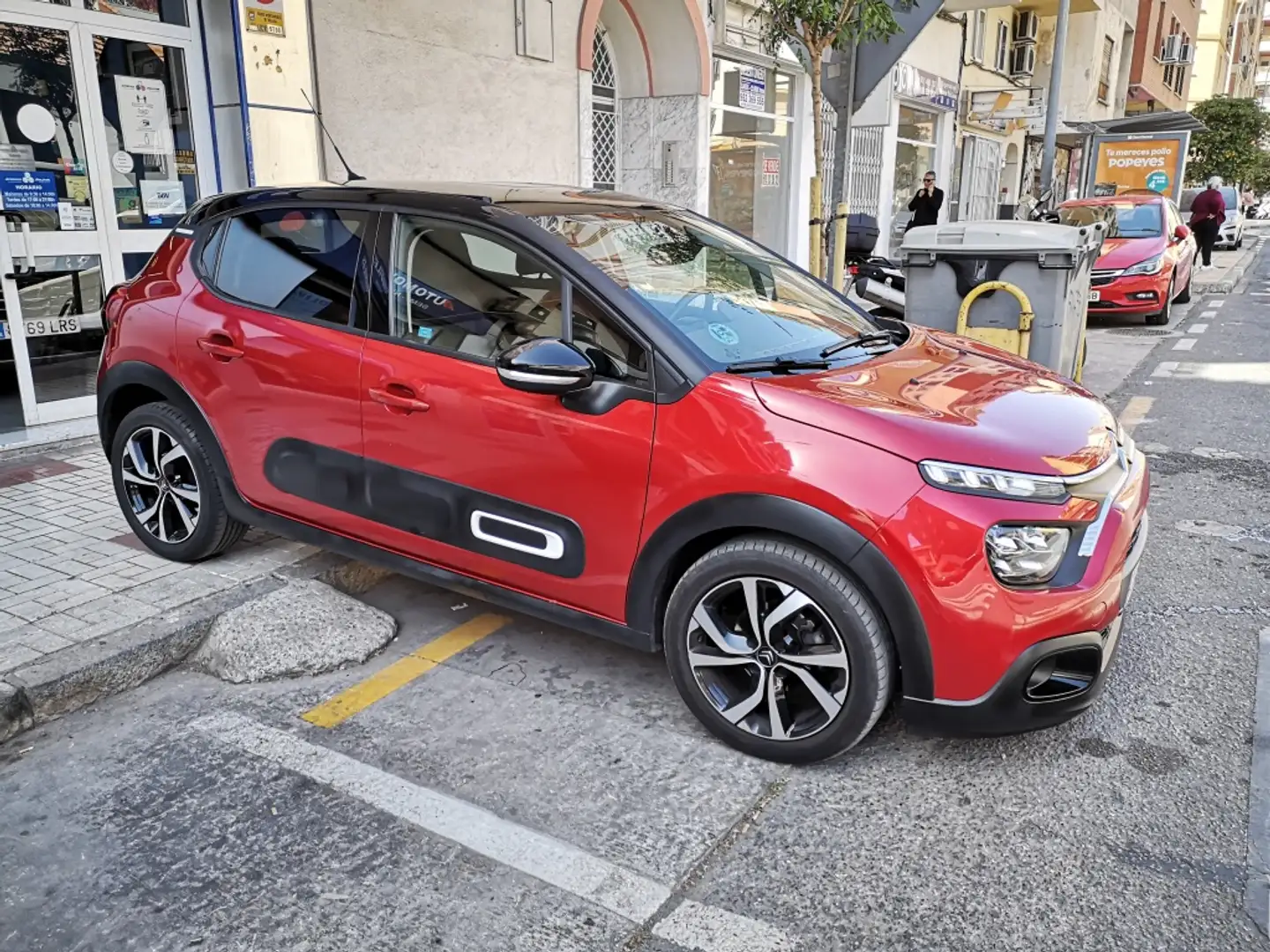 Citroen C3 1.2 PureTech S&S Shine 83 Rosso - 1