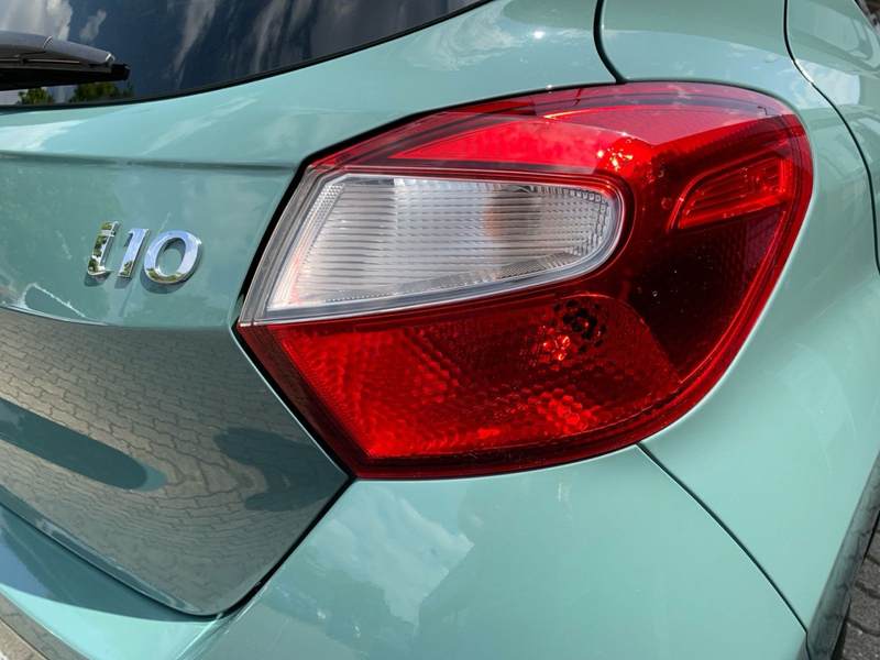 Hyundai i10 1.0 Edition 30 1 Hand 8xbereift — photo 14