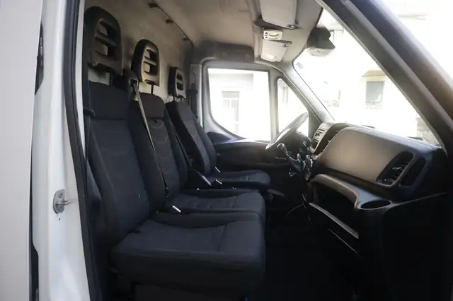 Iveco Daily view 6