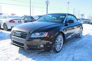 Cabriolet 2.0L, MAGS, CUIR, BLUETOOTH, A/C