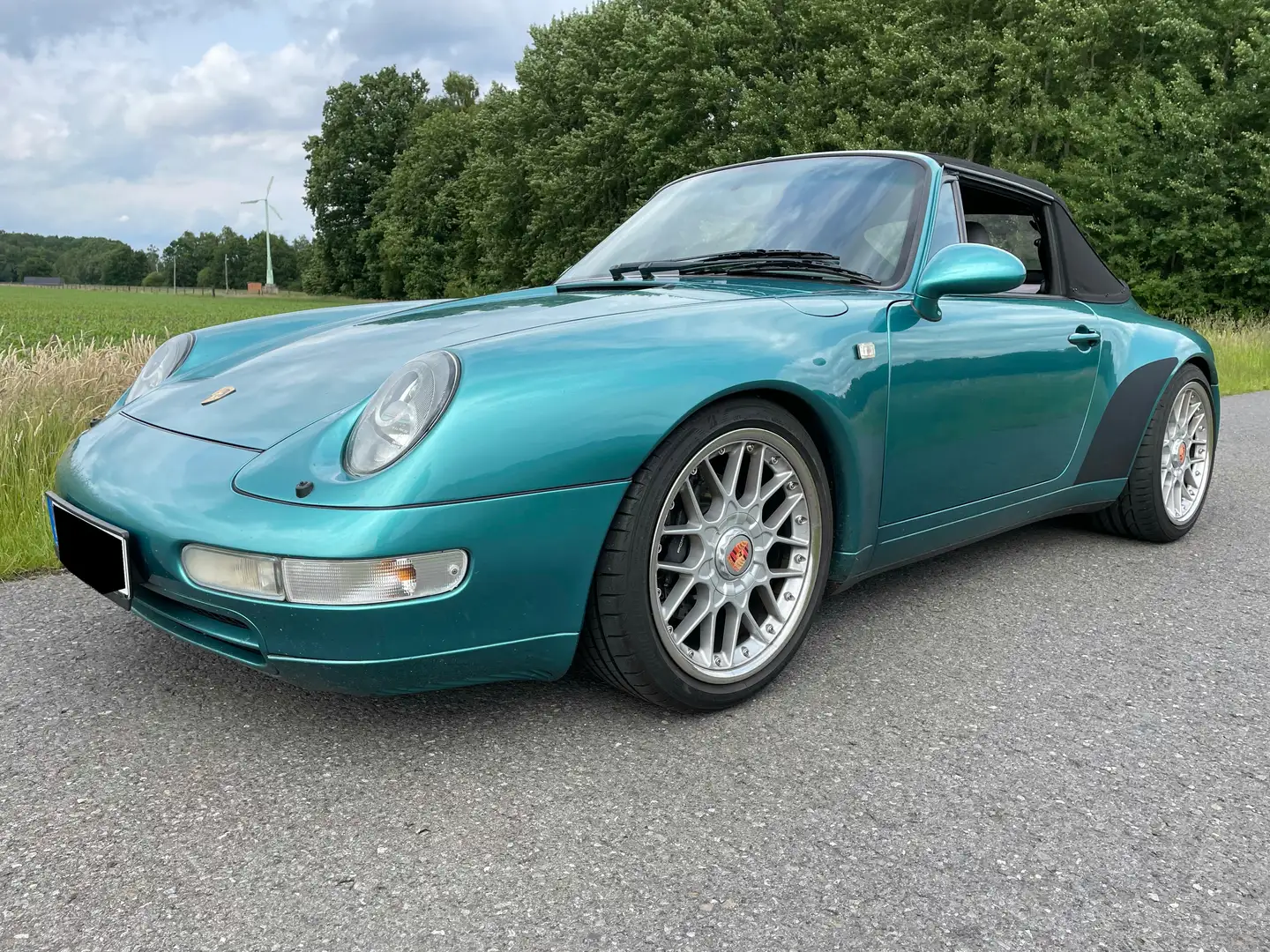 Porsche 993 Carrera 4 Cabrio, DE, Wimbledon grün 911 Vert - 2