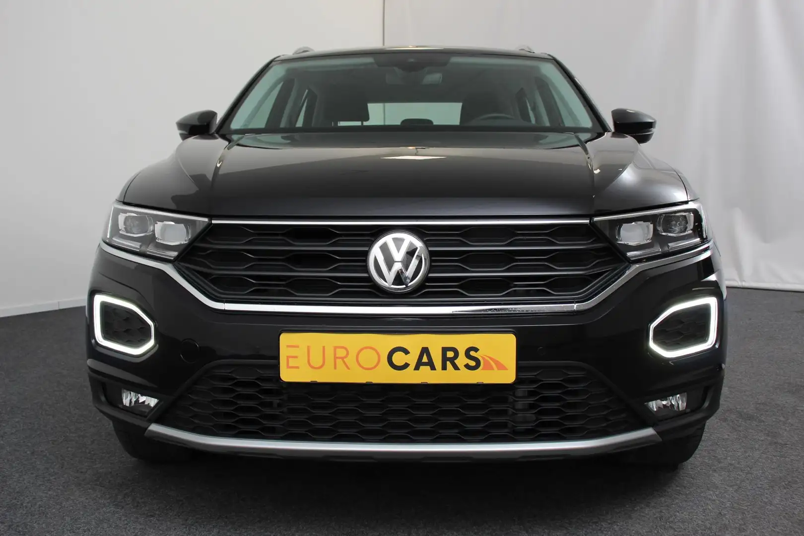 Volkswagen T-Roc 1.5 TSI 150pk DSG Sport Plus | Navigatie | Climate Noir - 2
