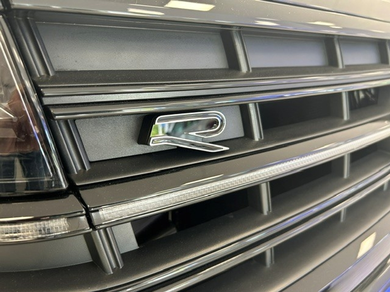 Volkswagen Touareg Final Edition R-Line 3.0 TDI V6 Automatik 4Motion — photo 14