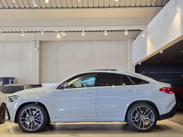 Mercedes-Benz Gle view 13