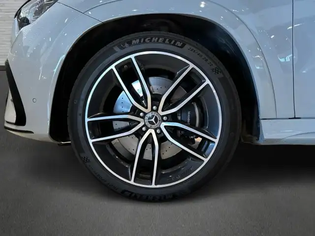 Mercedes-Benz Gle view 5