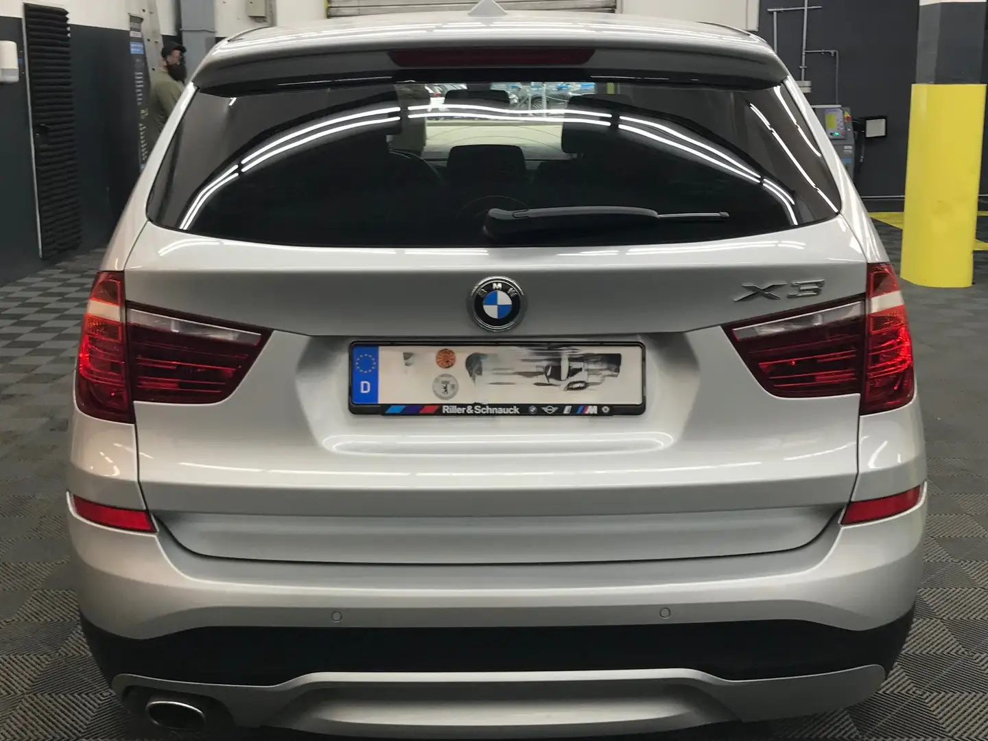 BMW X3 xDrive 20d, el. AHK, Navi, Shzg., sehr gepflegt Gümüş rengi - 2