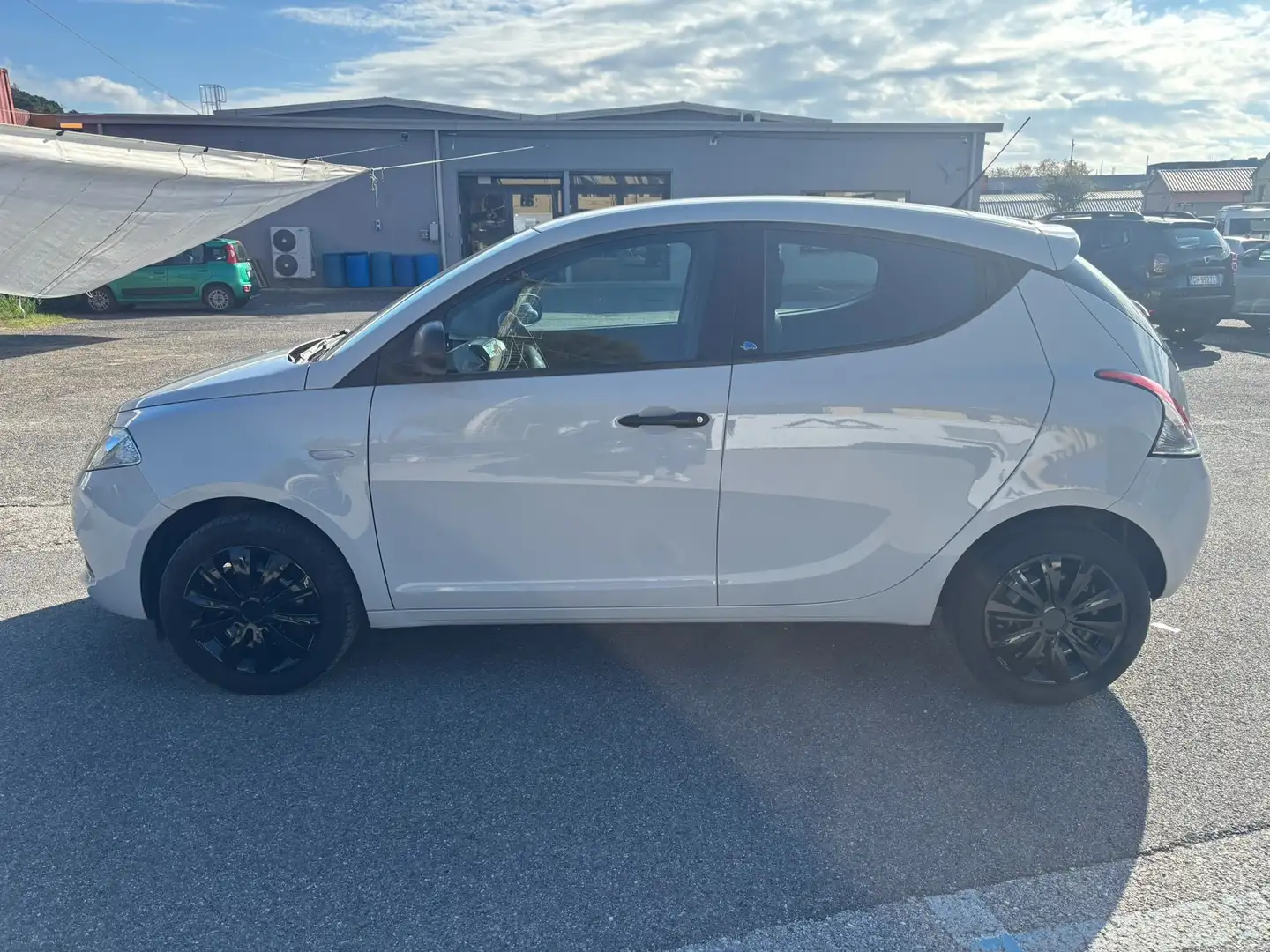 Lancia Ypsilon Ypsilon III 2015 1.2 Elefantino Blu s Gris - 2